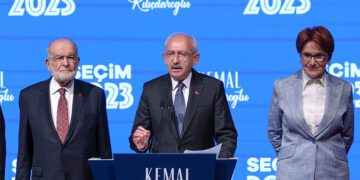 Millet İttifakı adayı Kılıçdaroğlu: Ayağa kalkıp hep birlikte bu seçimi alacağız