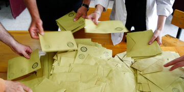 Yurt dışı oylarının sayımı Ankara’da başladı