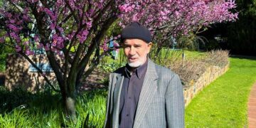 Cadı avının mağduru evlatlarına hasret gitti:Hizmet Hareketi Gönüllüsü Fırat, Sydney’de hakka yürüdü