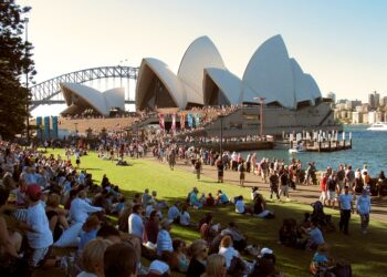 Avustralya nüfusu 26,3 milyona yükseldi: Bir önceki döneme göre 496.800 kişi arttı