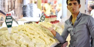 Zamlar vurdu: Diyarbakır peynirinde teneke dönemi bitti