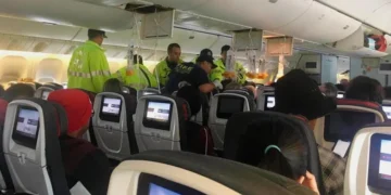 ABD-Avustralya seferinde türbülans: 7 yaralı