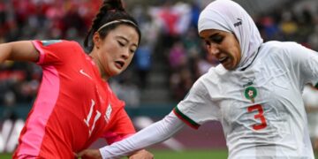 Dünya Kupası’nda başörtülü ilk futbolcu: Nouhaila Benzina