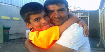 Romanya’nın Hizmet Gönüllü’lerinden Ştefan Halit Pisau, gözyaşlarıyla toprağa verildi