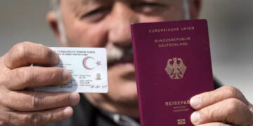 Almanya’da çifte vatandaşlık yasa tasarısı onayladı