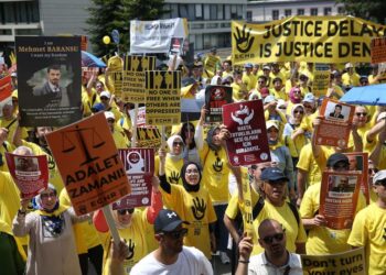 AİHM’in Türkiye’yi mahkum ettiği KHK’lı öğretmen Yüksel Yalçınkaya kimdir?