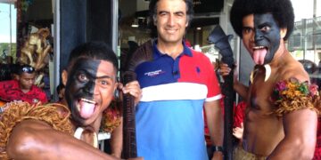 Ayna Programının sunucusu Saim Orhan yeniden ekranlarda: ‘Yer Yüzünün Renkleri’ Kanalıda, dünya turuna çıkıyor