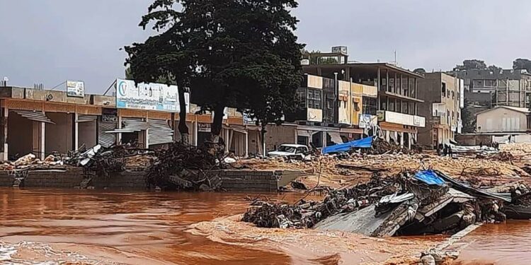 Daniel kasırgası sonrasında meydana gelen sel felaketi nedeniyle ölenlerin sayısı artıyo