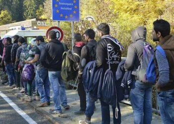Ülkeyi terk edenlerin yaş ortalaması 20-35 arası: Türkiye, ilticada sıralamasında, 7 ülkenin toplamını geçti