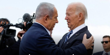 Netanyahu ile kucaklaşan Biden ikna oldu: ‘Hastaneye saldırıyı diğer taraf yapmış gibi görünüyor’