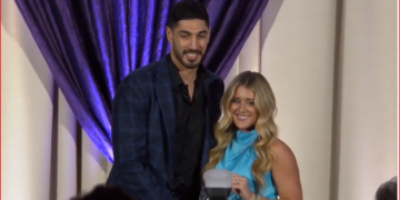 ABD Kadın Platformu, Enes Kanter’i ‘Yılın Centilmeni’ seçti: Ödül Türkiye ve dünyadaki mağdur kadınlara armağan edildi