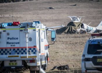 Başkent Canberra’da, uçak düştü, kurtulan yok