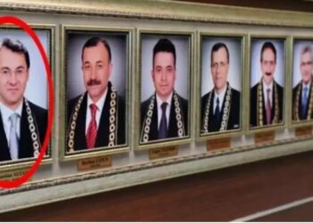 Hukuku gaspedilen eski AYM üyesi Prof. Dr. Alpaslan Altan’ın mektubu: Nefes alamıyorum