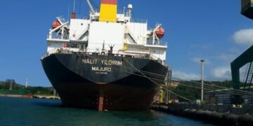 Erdoğan, Gazze’yi bombalayan İsrail’i kınarken, oğlunun gemisi İsrail limanında yükleme yapmış