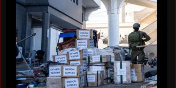 Gazze’deki Şifa Hastanesi tank atışıyla vuruldu