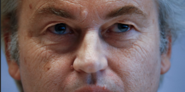 Hollanda kendi Trump’ını seçti: Wilders sandalye sayısını 37’ye çıkardı