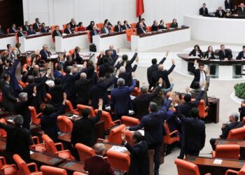 Türkiye’nin İsrail’e gönderdiği mallar araştırılsın önerisi AKP ve MHP oylarıyla reddedildi