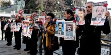 Cumartesi Anneleri 983’üncü haftada: Cemal Akar’ı unutmadık