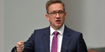 İsrail’in Batı Şeria’da yaptığına dikkat çeken İşçi Partili Milletvekili: Yahudi yerleşimlere vize ve fon  yasağı getirilmeli