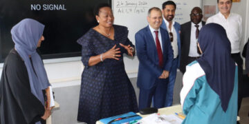 Güney Afrika Eğitim Bakan Yardımcısı Nizamiye Kolejinde: Sizlerden çok öğreneceklerimiz var