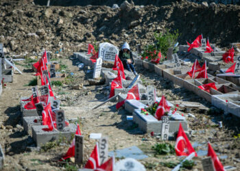 Deprem bölgesinde tepki devam ediyor: Yas, öfke ve tepki: Hatay unutmuyor, affetmek de istemiyor