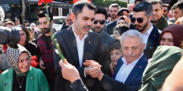 Emekli vatandaş AKP adayı Murat Kurum’a: Artık sizi savunmaya yüzüm yok!