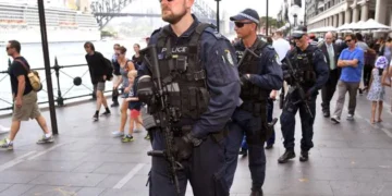 Alice Springs’de şiddet olayları tırmandı: Sokağa çıkma yasağı ilan edildi