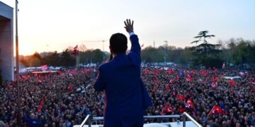 İmamoğlu, Saraçhane’den Erdoğan’a: Bir kişinin vesayet dönemi bugün itibariyle bitmiştir