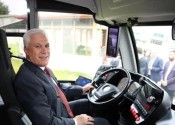 CHP Bursa adayı Bozbey: Belediyenin önüne TIR’lar yanaştı, evrak kaçakçılığına karşı önlem alınmalı