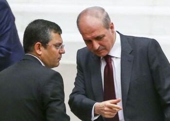 Özgür Özel’den Kurtulmuş’a: Anayasa’ya uymuyorken yenisini yapsanız ne olur
