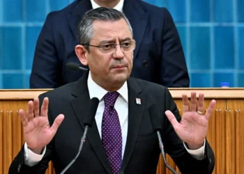 CHP lideri Özel’den insani çağırı: Tüm siyasi partileri, hasta tutuklu ve hükümlüler konusunda duyarlılığa davet ediyorum