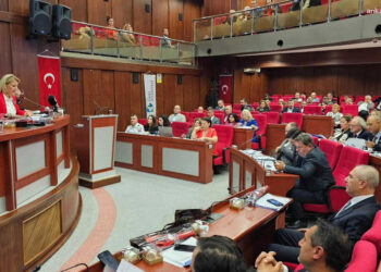 Yandaşların musluğu kesiliyor: İzmit Belediyesi, Ensar ve TÜGVA’ya yapılan tahsisleri iptal etti