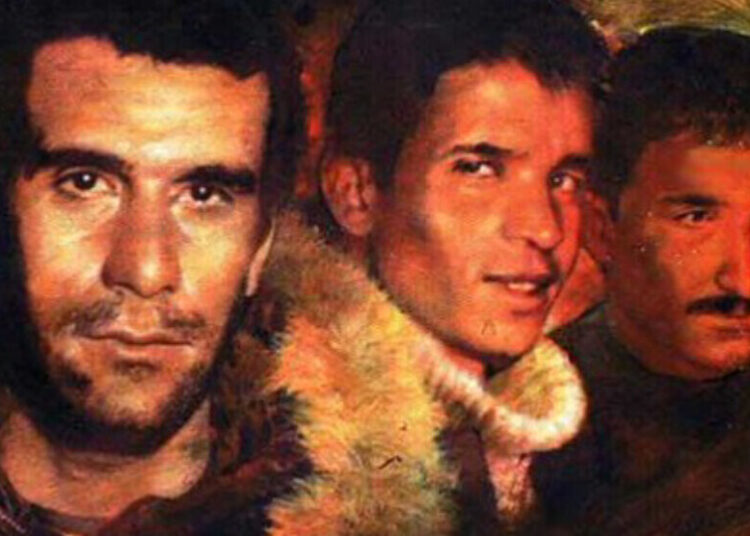 CHP Genel Başkanı Özgür Özel; Deniz Gezmiş, Yusuf Aslan ve Hüseyin İnan için yarın Ankara Karşıyaka Mezarlığı'nda düzenlenecek anma törenine katılacak