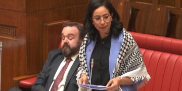 Victoria Eyalet meclisinde kefiye takmak yasaklandı