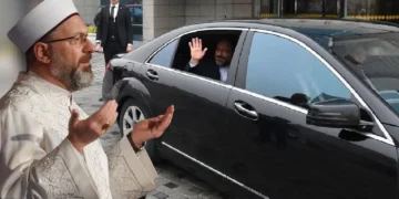 ‘Tasarruf tedbirleri’ Diyanet’e işlemiyor: Ali Erbaş koruma sayısını 2’den 6’ya yükseltmiş