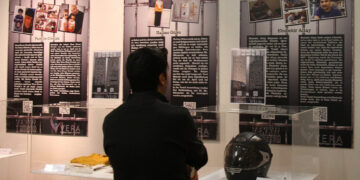 Tenkil Felaketi Sergisi Helsinki’de açıldı: ‘Topyekün’ cezalandırmanın somut delilleri sergileniyor