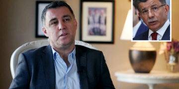 Davutoğlu’nun açıklamasına tepki gösteren Hakan Şükür: Bunları şerefli, inançlı bir insan söylemez