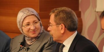 Abdüllatif Şener’in oğlu rehin aldığı anneannesini öldürdü