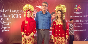 Yusuf Salih Şengül, 5 yıl önce iltica etti: Alanca öğrendi, şimdi devlet okulunda öğretmenlik yapıyor