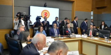 TBMM’de skandal: Gergerlioğlu ve bazı vekiller, Dışişleri Komisyonu toplantısından çıkarıldı