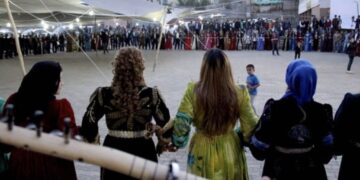 Hakkari’de bir düğünde gözaltına alınan yerel müzisyenlere ‘örgüt propagandası’ tutuklaması