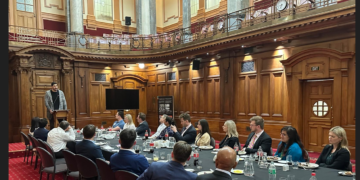 Milletvekiller, Enes Kanter‘i Yeni Zelanda parlamentosunda ağırladı