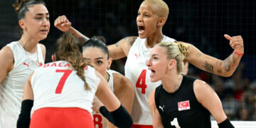 A Milli Kadın Voleybol Takımı yarı finalde: Çin’i saf dışı bıraktı
