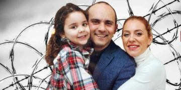 Tayfun Kahraman, 6,5 saat kelepçeli bekletildi.Kan akışı duracak seviyeye geldi