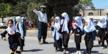 UNESCO: Taliban yönetiminde 1,4 milyon kız çocuğu okuldan men edildi