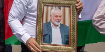 İran Cumhurbaşkanı Pezeşkiyan: Siyonistlerin küstahlığı cevapsız kalmayacak