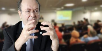 Havuz yazarı Yusuf Kaplan: Cehennemin dibine doğru yuvarlanıyoruz