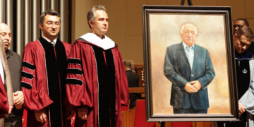 Prof.Dr. Alexander’da Fethullah Gülen Hocaefendi’ye duygusal veda: Işık parlamaya devam ediyor