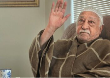 Fethullah Gülen Hocaefendi hakka yürüdü: Kaldırıldığı hastanede vefat ettiği bildirildi