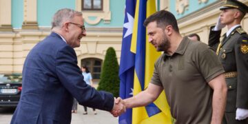 Avustralya Savunma Bakanı Conroy, Ukrayna’ya 49 tank gönderileceğini açıkladı